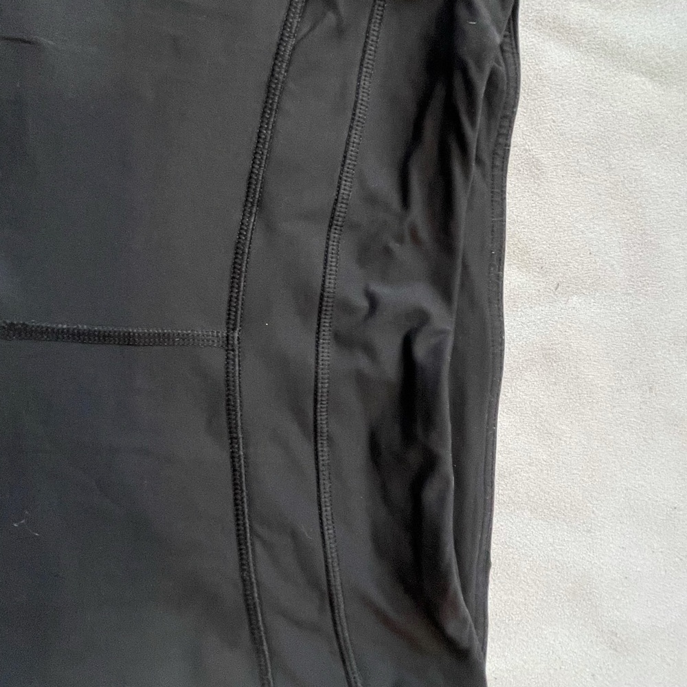 Lululemon Compression Workout Capris - image 8